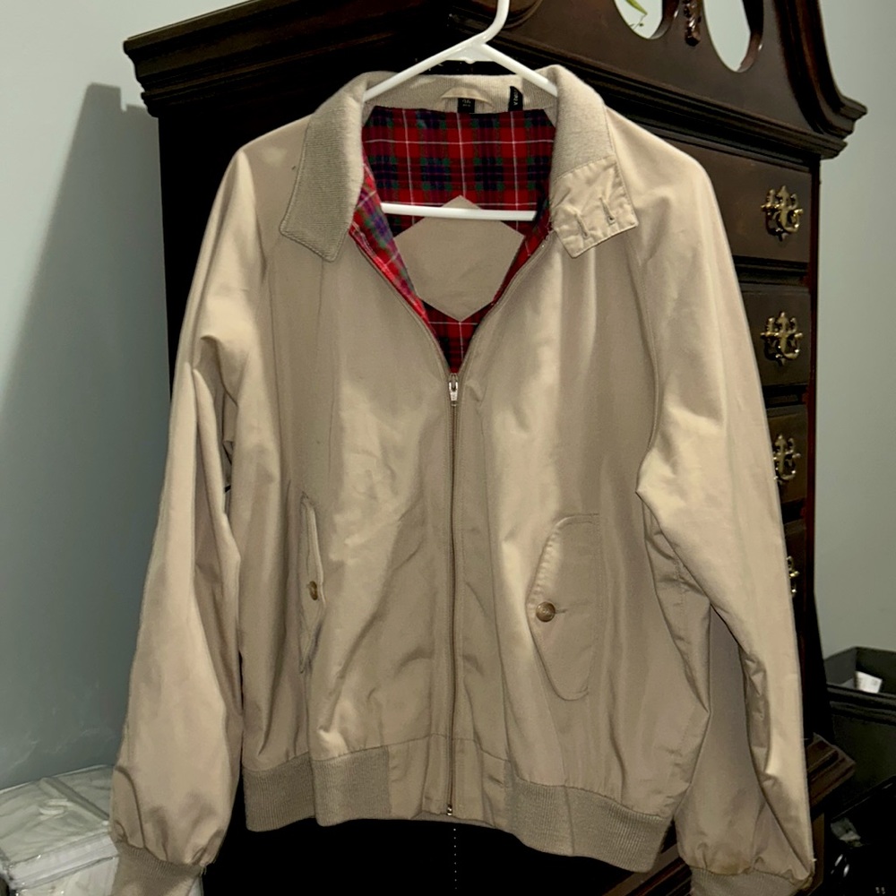 Old retro windbreaker/ water replant performance coat